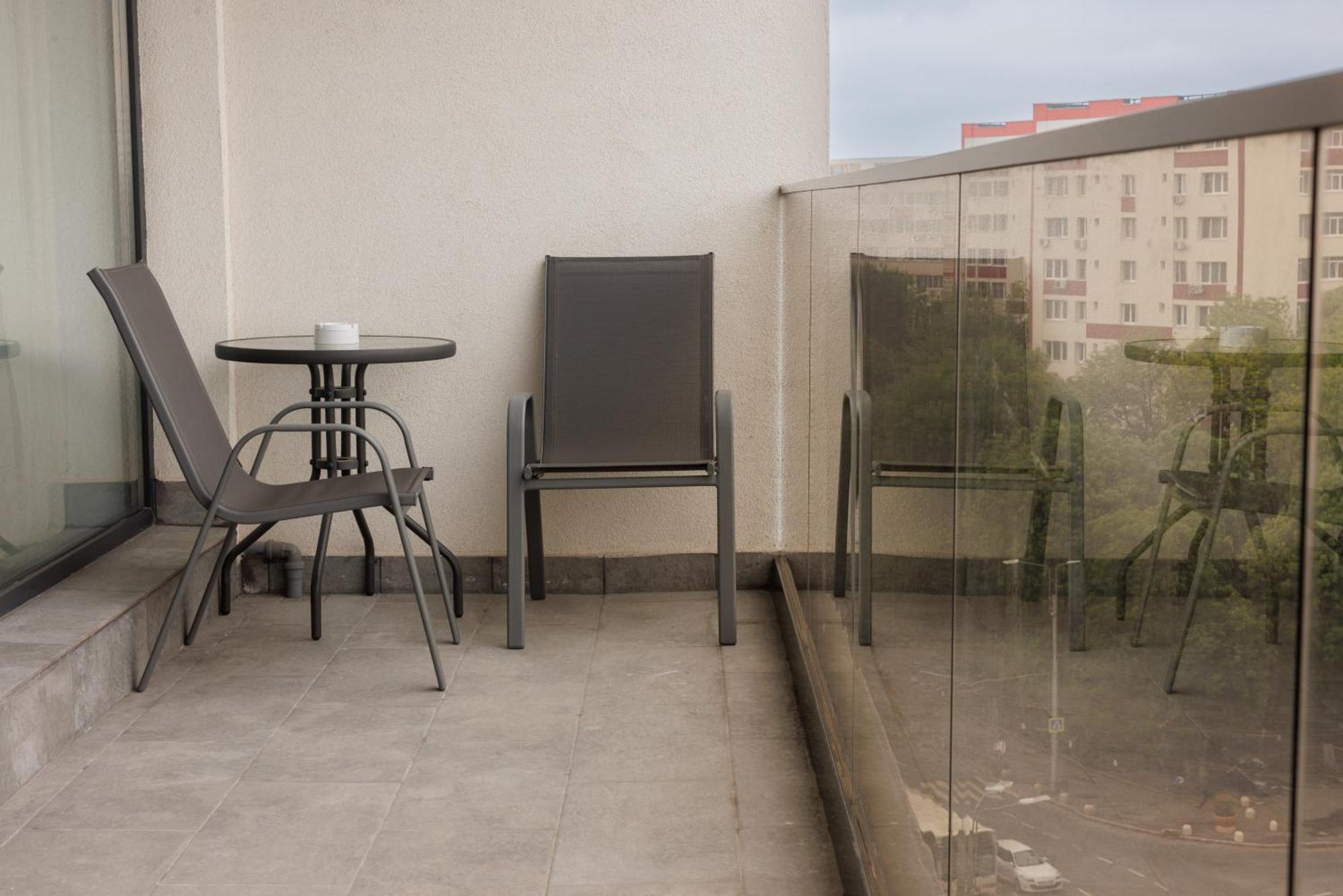 Rescossa Apartment Bukarest Eksteriør billede